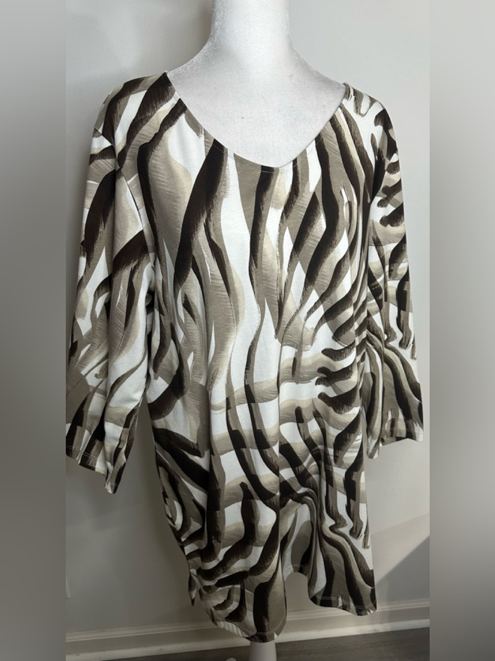 Chico's Taupe, Brown & White Zebra-Print V-Neck Tunic - Size 3